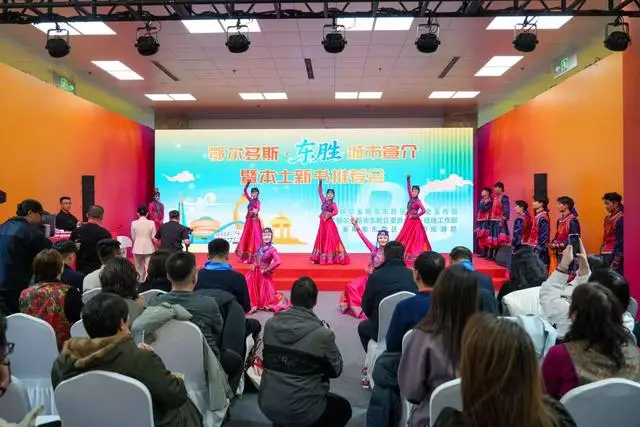 東勝借北京圖書訂貨會展城市文化魅力，三位本土作家分享創作故事