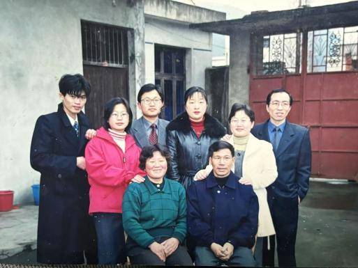 大學生寫家史｜三代人的田埂與遠方