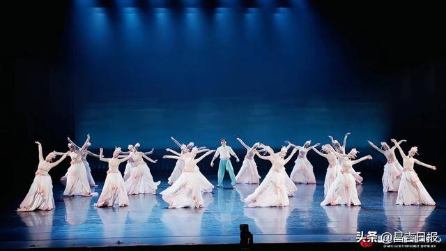 喜報！昌吉州藝術劇院在新疆第四屆“天山雪蓮獎”專業舞蹈大賽中斬獲佳績