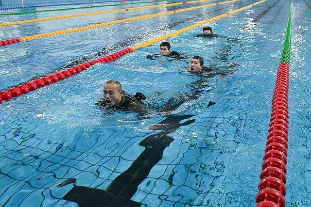 海軍工程大學舉辦第二屆“海鷹杯”戰鬥體能大比武