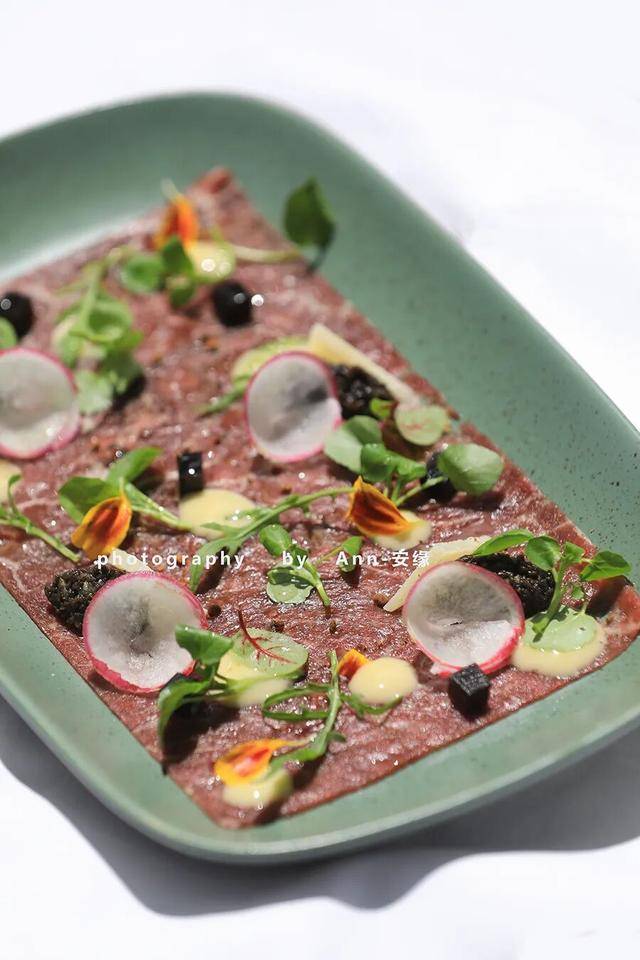 【巴厘島】：“獅王”出手，引爆“王炸美食酒店”！價效比極高！