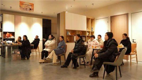 春天集團斬獲抖音生活服務“2025年度門窗類目甄選品牌”