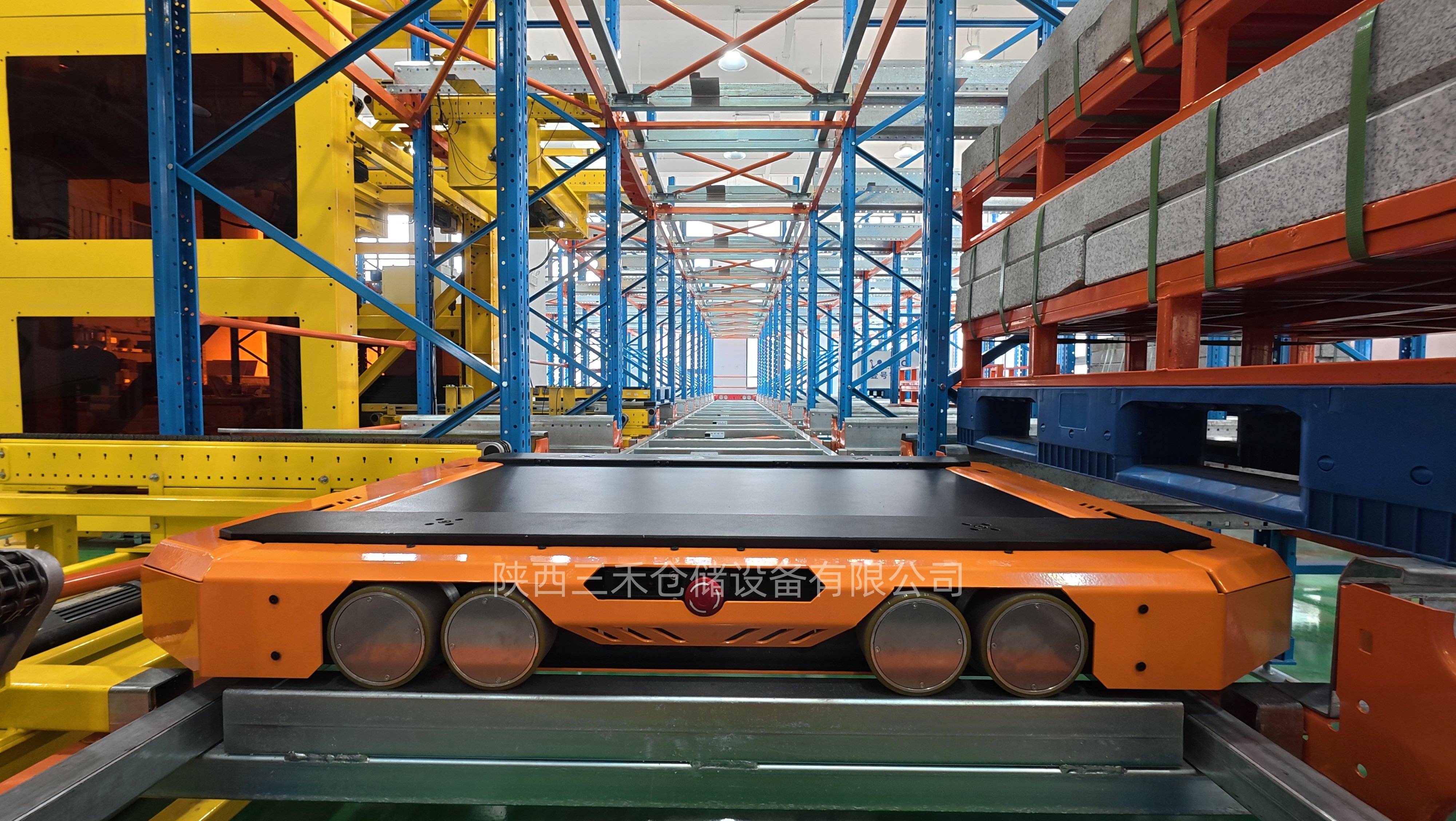 揭秘穿梭貨架正規廠商，冷庫貨架定製、穿梭貨架安裝軌道價效比情況