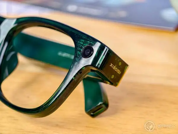 小米 AI 眼鏡：小愛同學的最佳容器