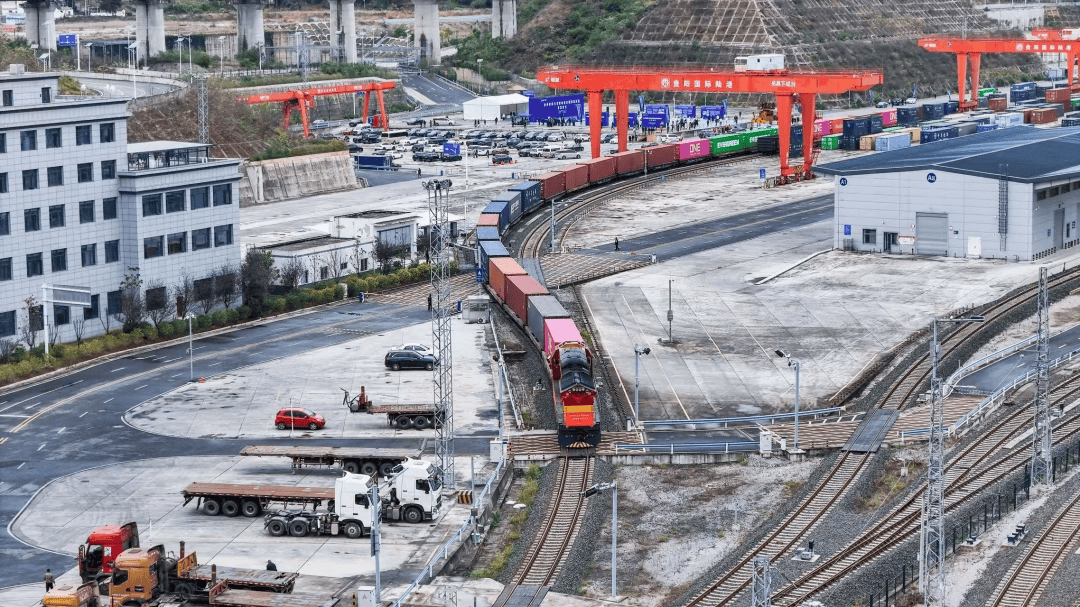 貴州：打出交通物流降本增效“組合拳”
