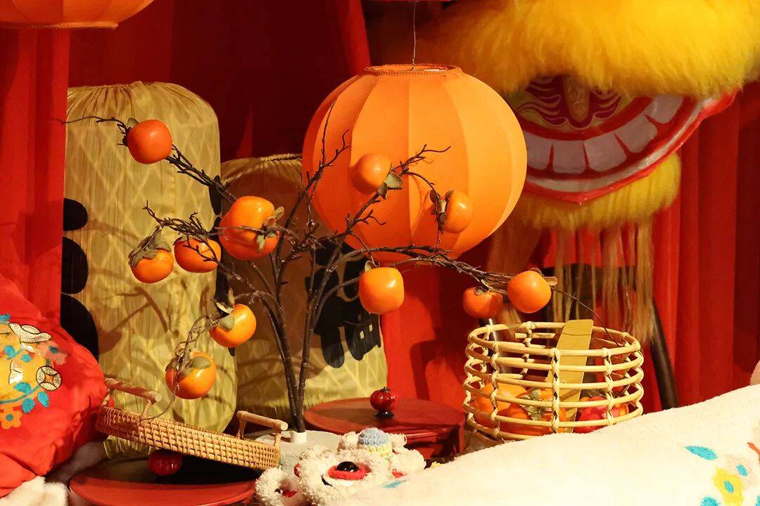 金馬納福，恭賀新春！現代教育報給您拜年