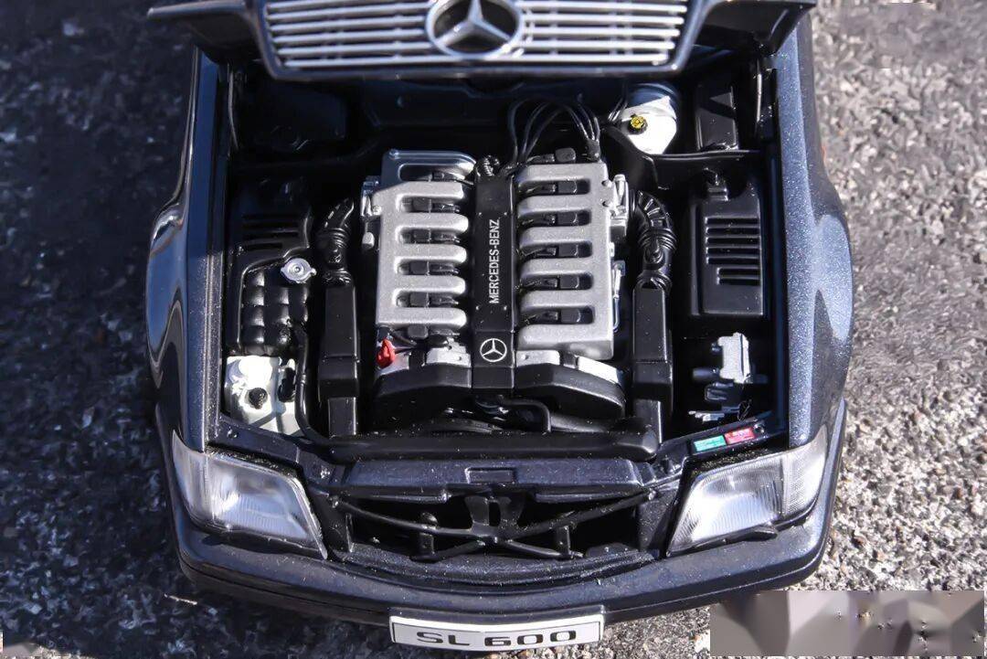 祝各位輪語人，新年越來越帥，荷包越來越厚，收藏越來越有品味！