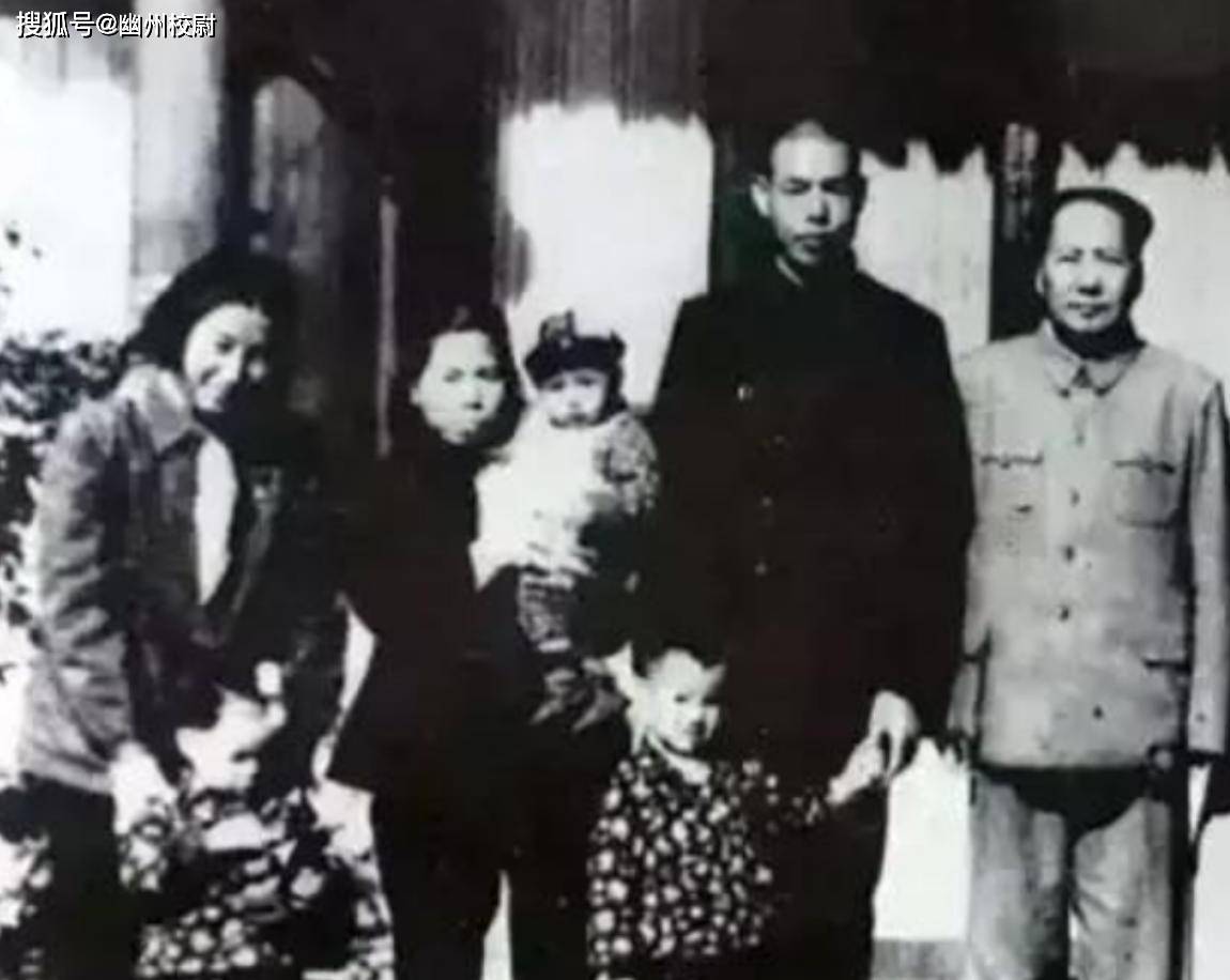 原創1953年，東北軍區一位會計“貪汙”，被抓後說：毛主席是我哥