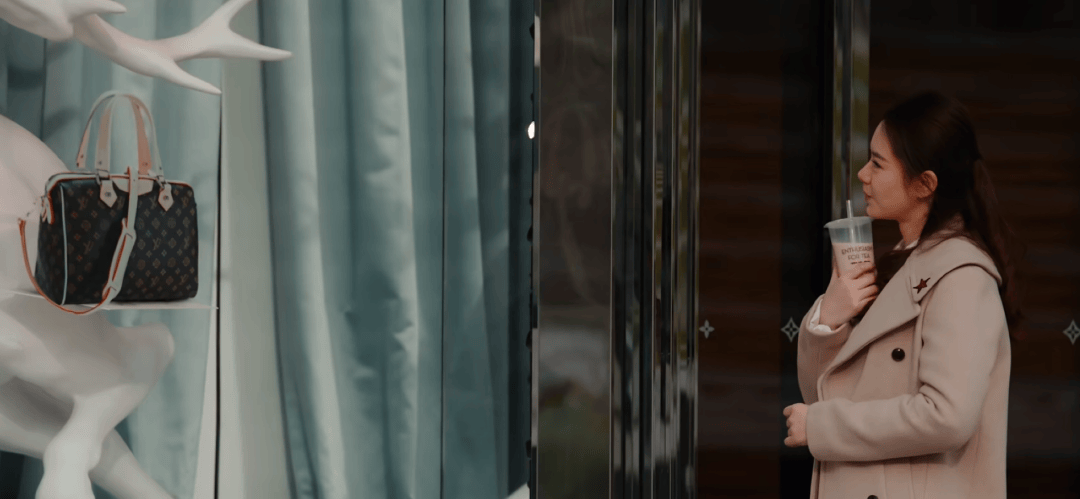 “11萬的愛馬仕只背過一次”，奢侈品正在失去中產女性