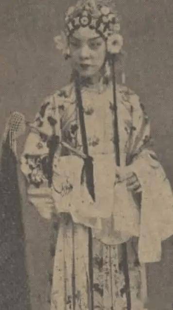 李萬春：川島芳子對戲劇界的敲詐勒索