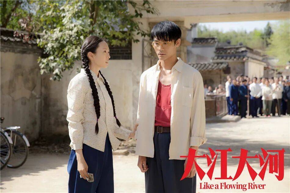 助力弟弟妹妹上大學：家庭第一代大學生的苦與樂