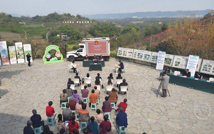 普法紀實｜鄉村旅遊迎旺季 法官進村普法送錦囊