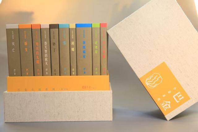 讓閱讀“輕”起來，口袋本圖書成為“閱讀復健”溫柔處方