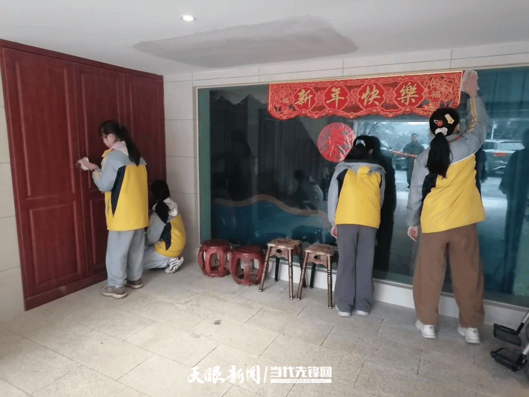 雲巖區茶園路街道新都薈社羣關工委攜手轄區小學開展主題志願服務活動