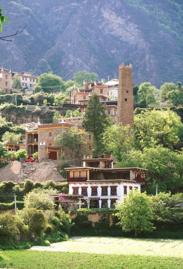 四川丹巴旅遊，美景和美食打卡攻略！