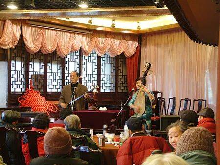 探徐匯｜從路邊攤到上海老字號，跨越半世紀的海派美食傳奇