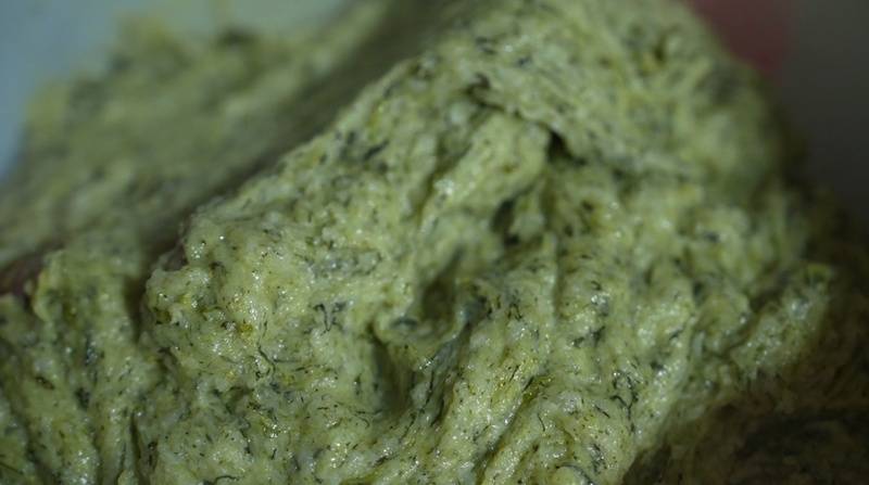 盤州清明美食麵蒿粑 裹上紫蘇鹹香軟糯