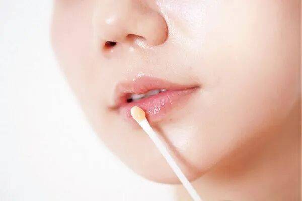 春季嘴唇乾燥、脫皮？教你幾個護唇小妙招，趕緊收藏起來~