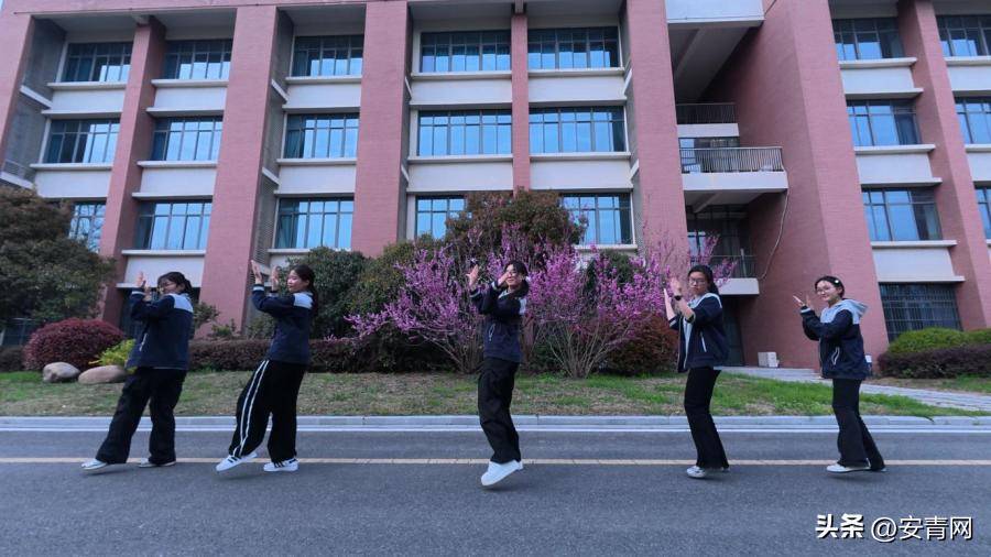 春韻舞清明——阜陽一中丹斯舞蹈社開展清明主題微活動