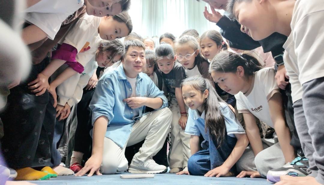 鄭州版“放牛班的春天”：一群小學生用舞蹈微電影治癒全網