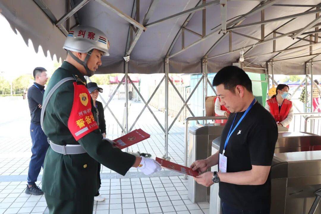 如何快速識別假冒軍人？