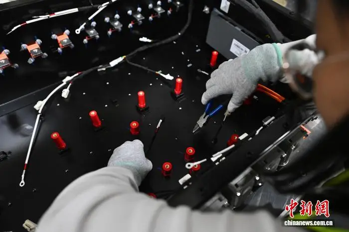 安徽合肥：新能源汽車配件產業加速跑