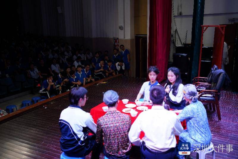把課本和名著搬上舞臺，深圳實驗學校高中部舉辦校園戲劇節