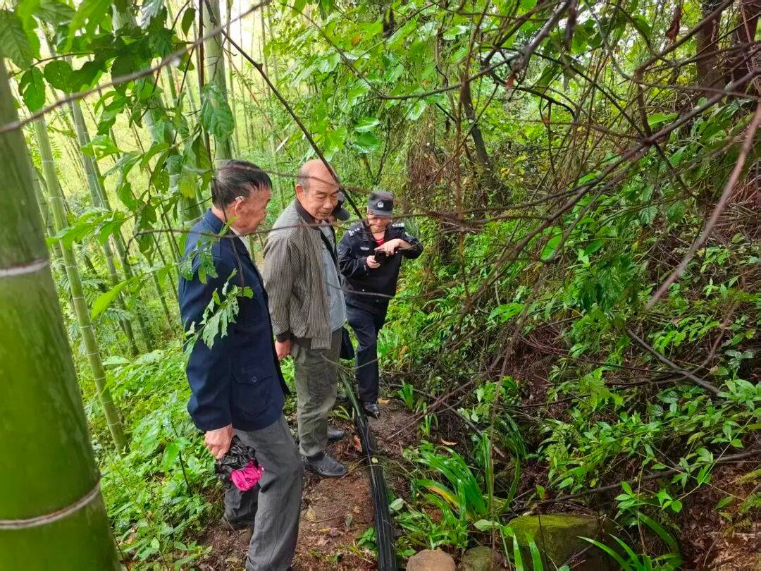 67歲村會計謝輝全在特大暴雨中用一通電話救下村民後失聯，其遺體已於今日上午被找到