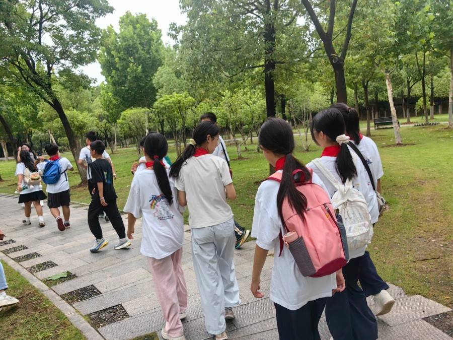 合肥市倫先小學：毅路同行，向未來報到