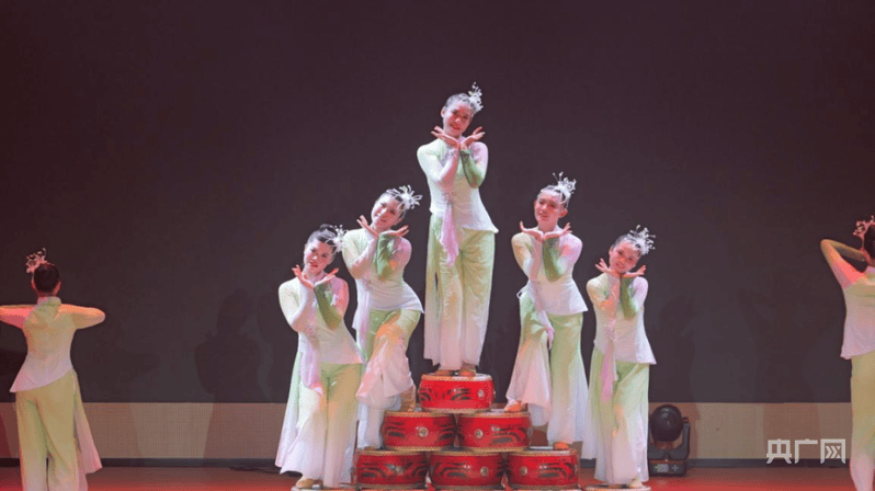 舞韻飛揚 青春綻放 三明市舉行中小學生舞蹈展演