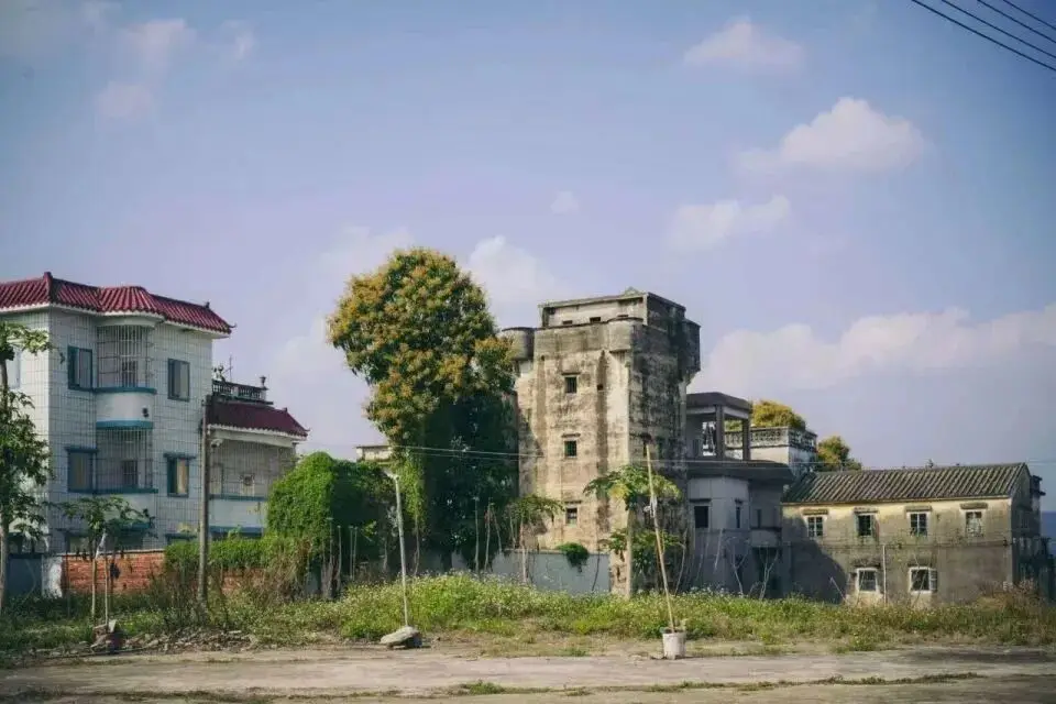 美食、音樂、潑水，煙花…江門開平赤坎華僑古鎮太好玩了~