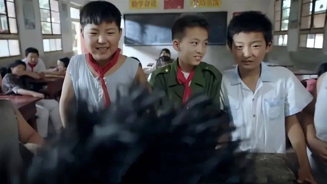 小學生說髒話，討好了誰？
