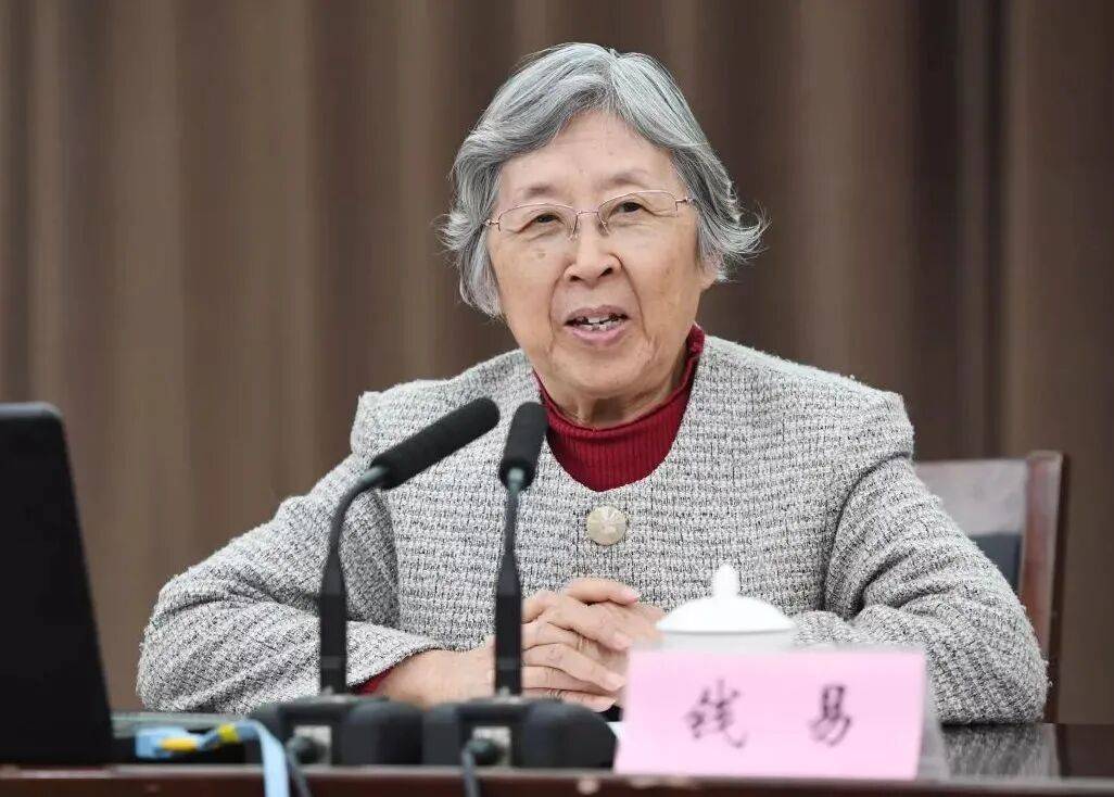 清華大學紀錄片《大學》, 只為告訴孩子為什麼要上大學？
