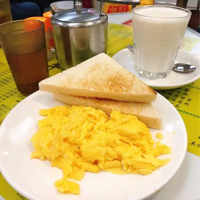 香港美食，早餐茶餐廳、老式冰室、傳統早茶值得吃！