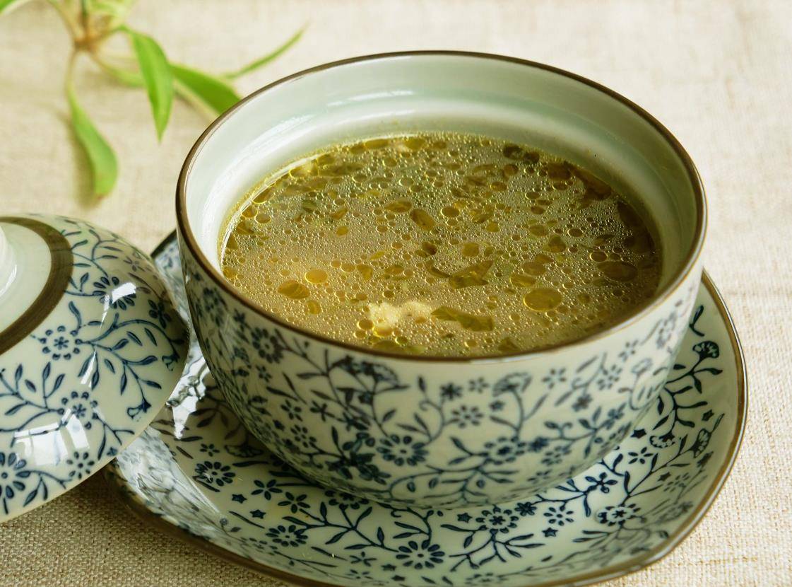 原創《紅樓夢》第一美食“茄鯗”，騙了讀者三百年